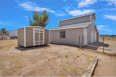 9283 Atsina, Phelan, CA 92371 - Photo 40