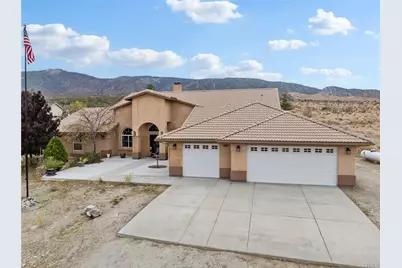 10160 Pineview Road, Pinon Hills, CA 92372 - Photo 38