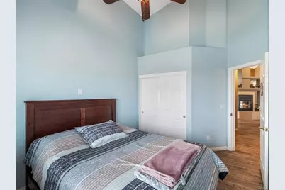 10160 Pineview Road, Pinon Hills, CA 92372 - Photo 20