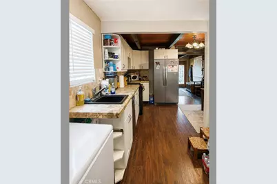 548 Riverside, Sugarloaf, CA 92386 - Photo 2
