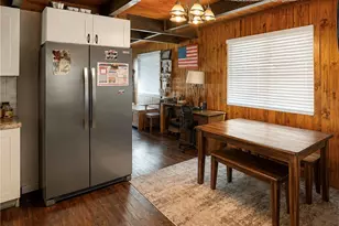 548 Riverside, Sugarloaf, CA 92386 - Photo 4