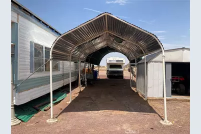 46822 Magney, Newberry Springs, CA 92365 - Photo 58