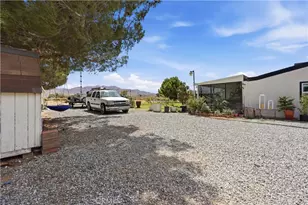 15761 Joshua, Apple Valley, CA 92307 - Photo 32