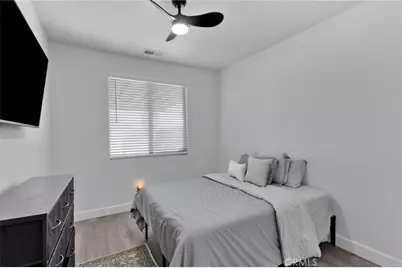 15033 Henderson, Adelanto, CA 92301 - Photo 18