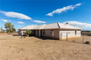 8605 Cantel Ct, Oak Hills, CA 92344 - Photo 8