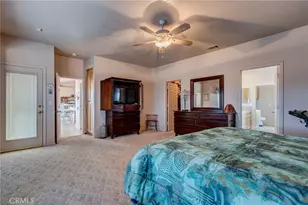 8605 Cantel Ct, Oak Hills, CA 92344 - Photo 32