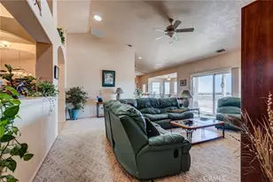 8605 Cantel Ct, Oak Hills, CA 92344 - Photo 20