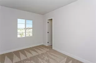 12985 Davona Dale Rd, Apple Valley, CA 92308 - Photo 14