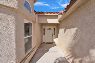13240 Skiomah, Apple Valley, CA 92308 - Photo 2