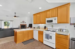 13240 Skiomah, Apple Valley, CA 92308 - Photo 8