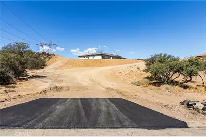 6848 Braceo Street, Oak Hills, CA 92344 - Photo 2