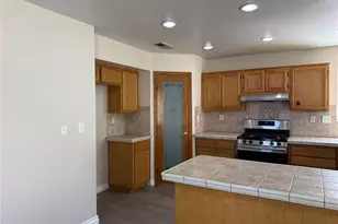 14830 Redwood, Adelanto, CA 92301 - Photo 6