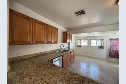513 Mount Vernon Avenue, Barstow, CA 92311 - Photo 8