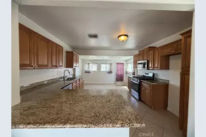 513 Mount Vernon Avenue, Barstow, CA 92311 - Photo 6