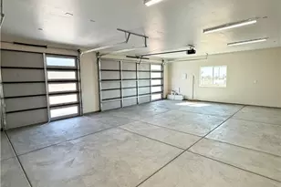 10583 Valencia St, Hesperia, CA 92344 - Photo 18