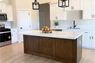10583 Valencia St, Hesperia, CA 92344 - Photo 4