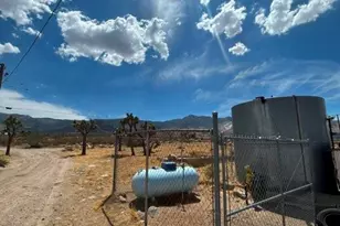 31616 Emerald Rd, Lucerne Valley, CA 92356 - Photo 12