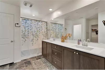 15742 Lorretta, Victorville, CA 92394 - Photo 32