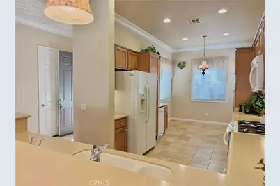 10115 Wilmington Lane, Apple Valley, CA 92308 - Photo 10