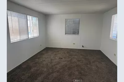 22601 Bear Valley Road #35, Apple Valley, CA 92340 - Photo 10