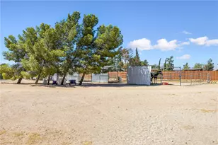 9650 Yucca, Apple Valley, CA 92308 - Photo 4