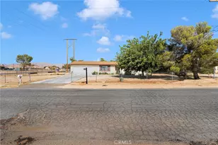10881 Sauk Rd, Apple Valley, CA 92308 - Photo 4