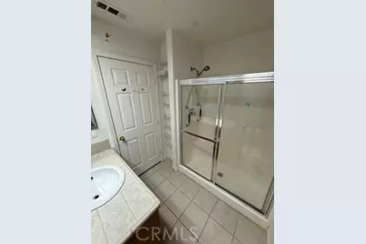 16034 Holly Brook Ln, Victorville, CA 92395 - Photo 18