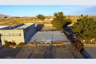 15663 Village Drive, Victorville, CA 92394 - Photo 18