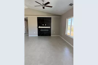 10955 E Avenue, Hesperia, CA 92345 - Photo 8