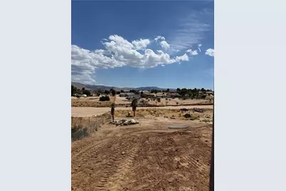 10955 E Avenue, Hesperia, CA 92345 - Photo 28
