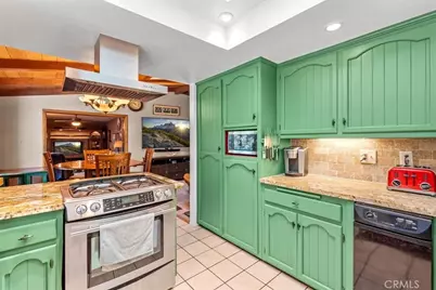 1902 Virginia, Wrightwood, CA 92397 - Photo 16