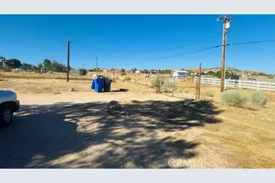 23936 Outpost Road, Apple Valley, CA 92308 - Photo 12