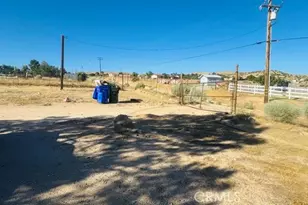 23936 Outpost Rd, Apple Valley, CA 92308 - Photo 12