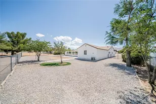 11172 Caribou Ave, Apple Valley, CA 92308 - Photo 32