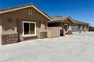5826 Casita, Oak Hills, CA 92344 - Photo 2
