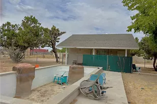 7596 Farmdale, Hesperia, CA 92345 - Photo 2