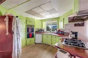 13962 Riviera, Victorville, CA 92395 - Photo 30