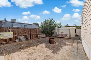 13962 Riviera, Victorville, CA 92395 - Photo 36