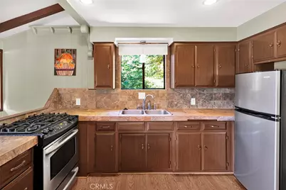 739 Lake, Lake Arrowhead, CA 92385 - Photo 34