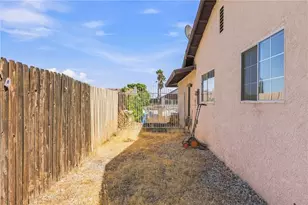 2016 Notre Dame Ct, Barstow, CA 92311 - Photo 28