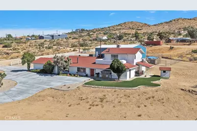 9356 Bonita Vista, Apple Valley, CA 92308 - Photo 2