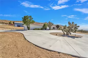 9356 Bonita Vista, Apple Valley, CA 92308 - Photo 74