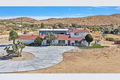 9356 Bonita Vista, Apple Valley, CA 92308 - Photo 4