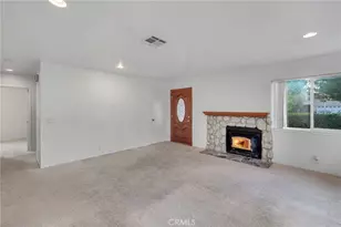 12855 Candlewick Ln, Victorville, CA 92395 - Photo 2