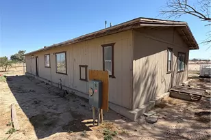 33803 Suffoch, Newberry Springs, CA 92365 - Photo 12