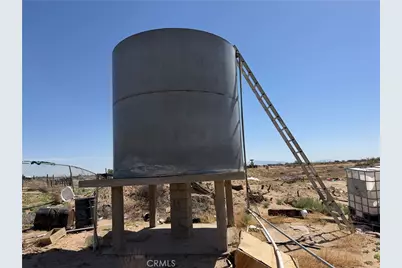 33803 Suffoch, Newberry Springs, CA 92365 - Photo 4