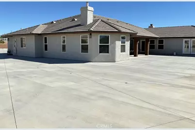 10525 Sage Street, Oak Hills, CA 92344 - Photo 4