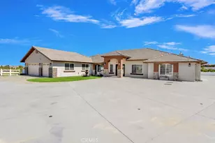 10525 Sage St, Oak Hills, CA 92344 - Photo 4