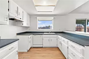 21011 Sioux Rd, Apple Valley, CA 92308 - Photo 6