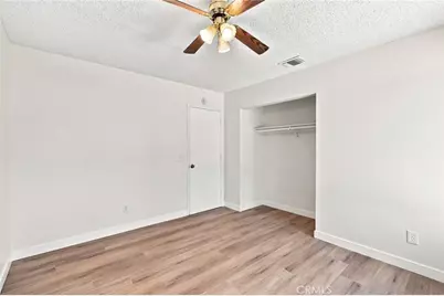 21011 Sioux Road, Apple Valley, CA 92308 - Photo 18
